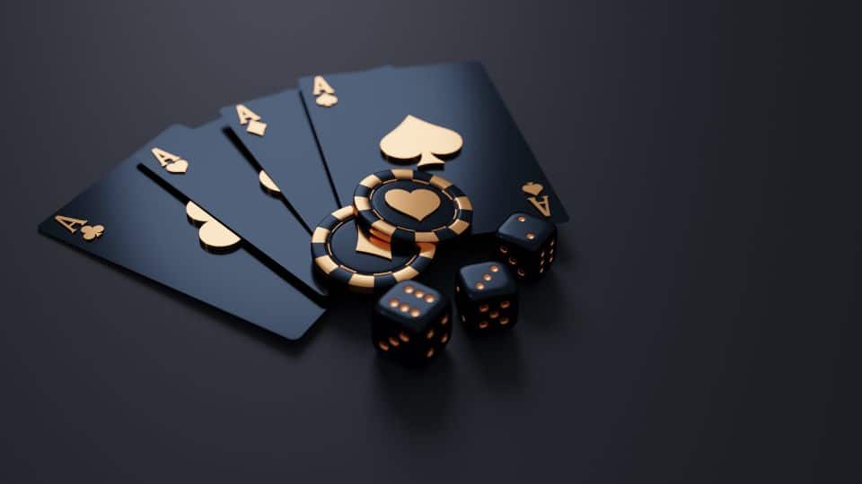 כמה עולה להיכנס למשחק פוקר וכמה כסף אפשר להרוויח?