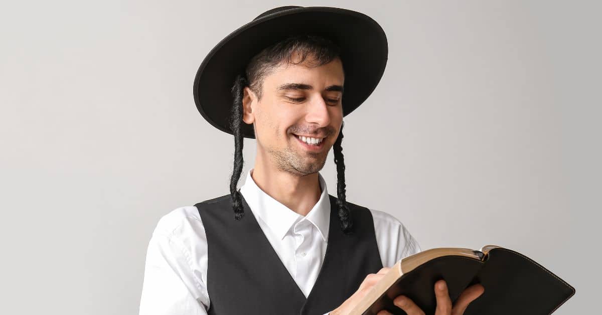 כמה עולה לעבור הסמכת רבנות ואיך מתכוננים?